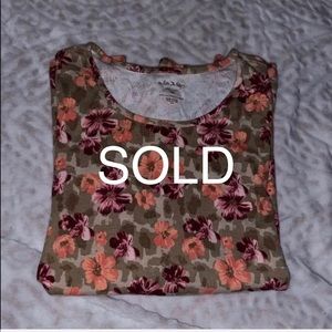 🧸SALE Flower Shirt 🧸